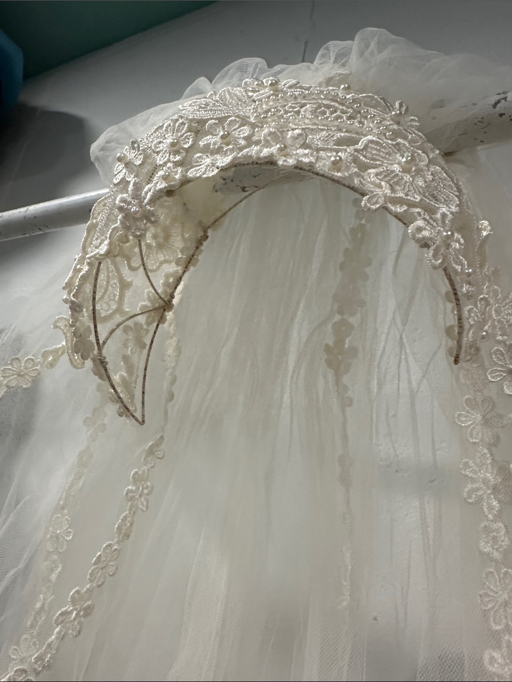 Vintage Ivory Lace wedding Dress lace veil - Picture 12 of 13